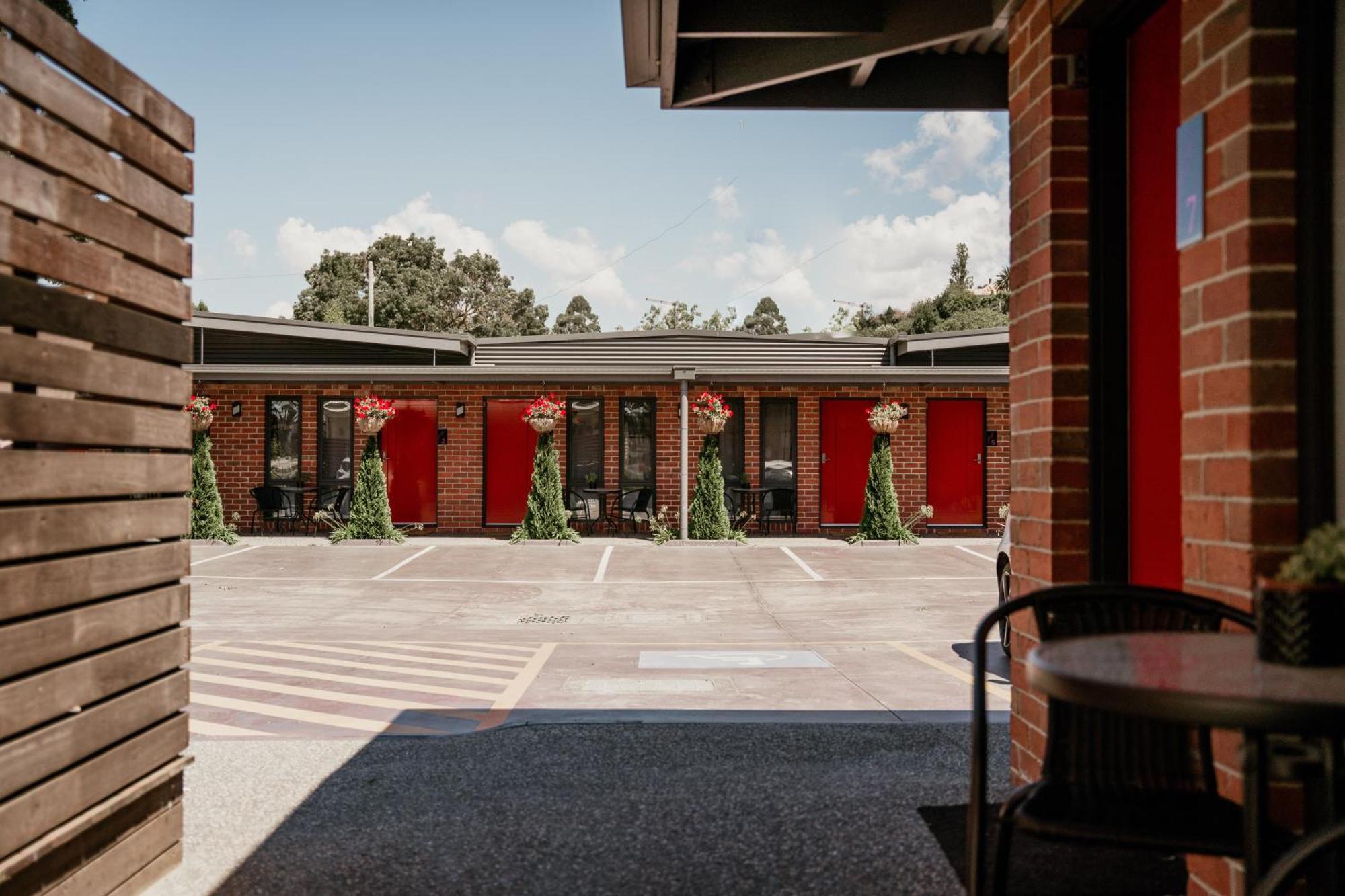 Daylesford Art Motel Exterior foto The exterior of the motel